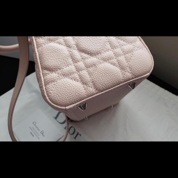 Lady Dior bag - Picture 4 of 5